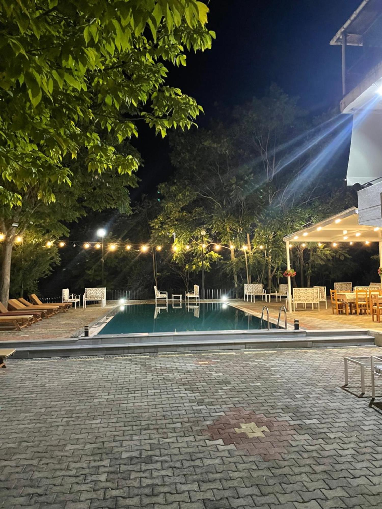 Hotel Aroma Përmet 外观 照片